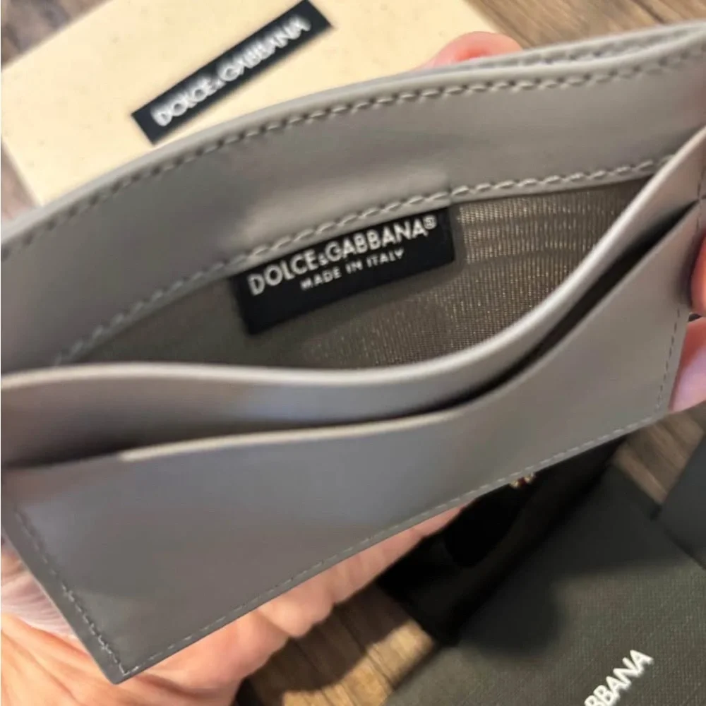Dolce & Gabbana Unisex Matte Grey Leather Logo Embossed Card Holder Wallet